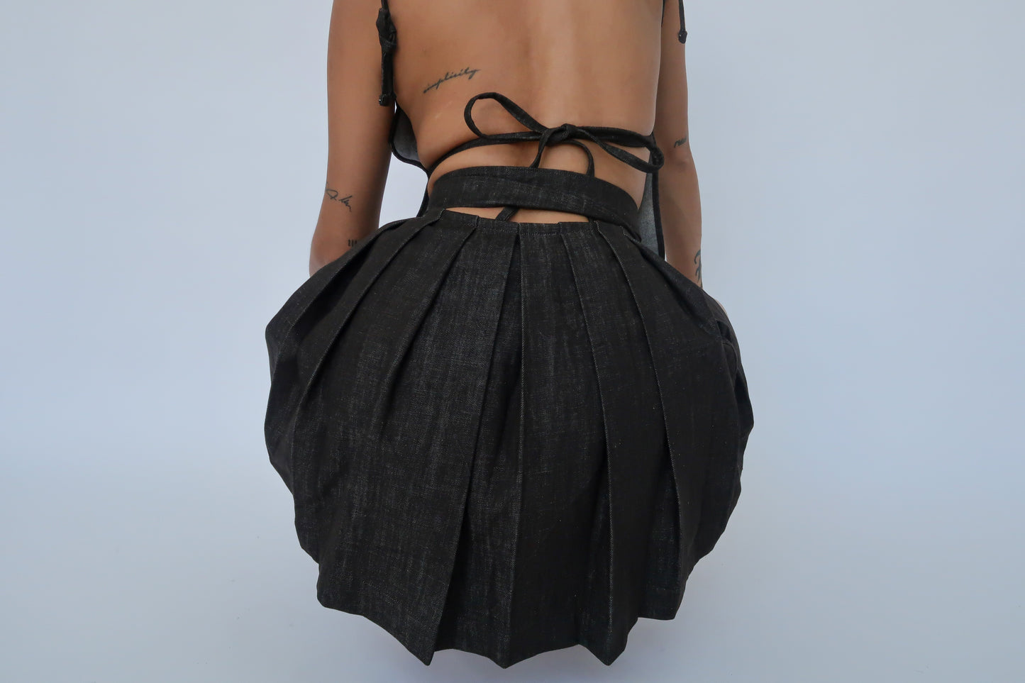 001 WRAP PLEATED SKIRT